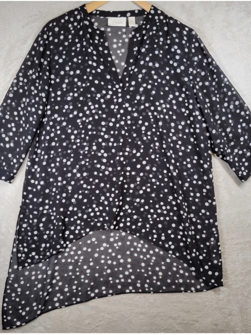 Chico’s Sz 3 Black Polka Dot Sheer Tunic Asymmetrical Hem V-Neck 3/4 Sleeve